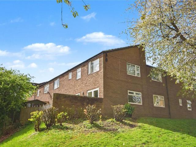Flat for sale in Adel East Moor, Adel