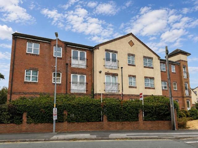 Flat for sale in West Midlands