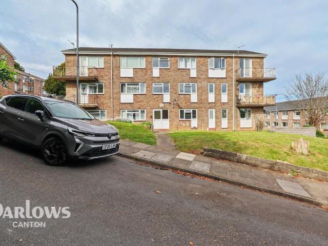 Flat for sale in Pentrebane, Cardiff