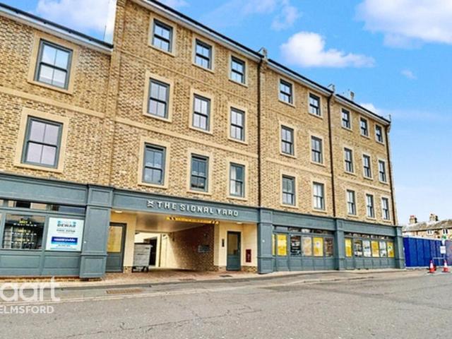 Flat for sale in Moulsham, Chelmsford