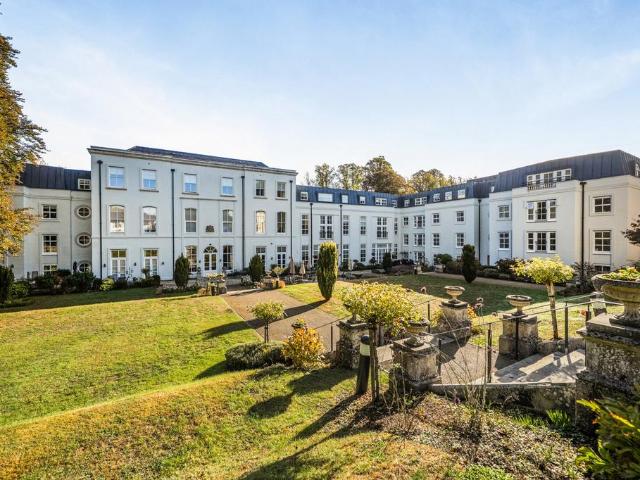 Flat for sale in Kintbury, West Berkshire