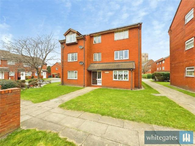 Flat for sale in Bootle, Sefton