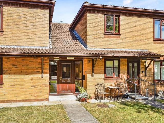 Flat for sale in Chippenham, Wiltshire