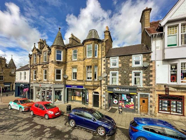 Flat for sale in Peebles, Scotland