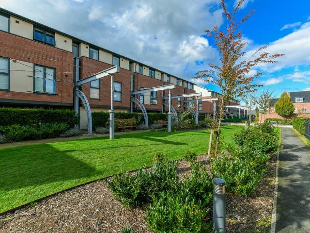 Flat for sale in West Timperley, Trafford