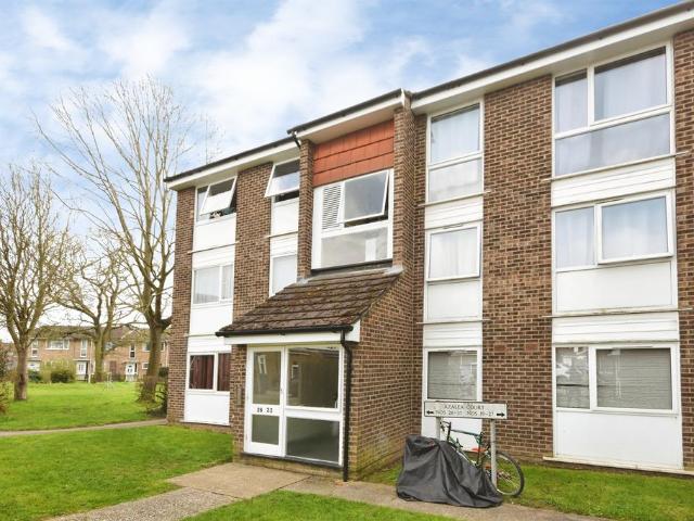 Flat for sale in Chelmsford, Essex