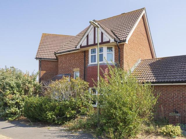 Flat for sale in Lee-on-the-Solent, Middlecroft