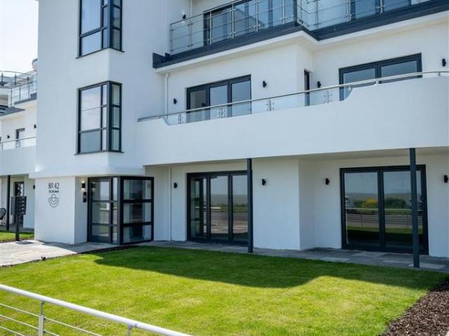 Flat for sale in Frinton and Walton, Dale Hill
