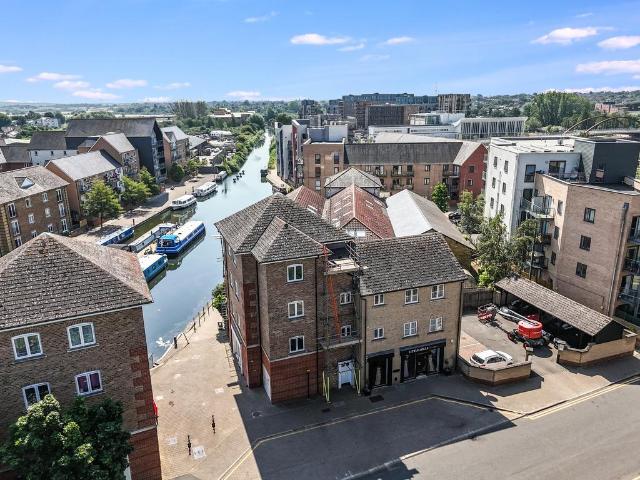 Flat for sale in Moulsham, Chelmsford