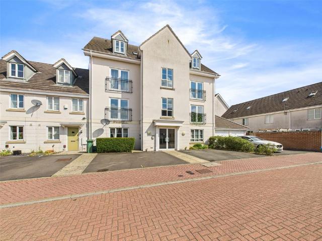 Flat for sale in Hesters Way, Golden Valley