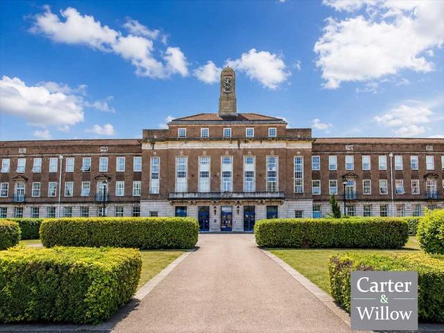 Flat for sale in Becontree, Greater London