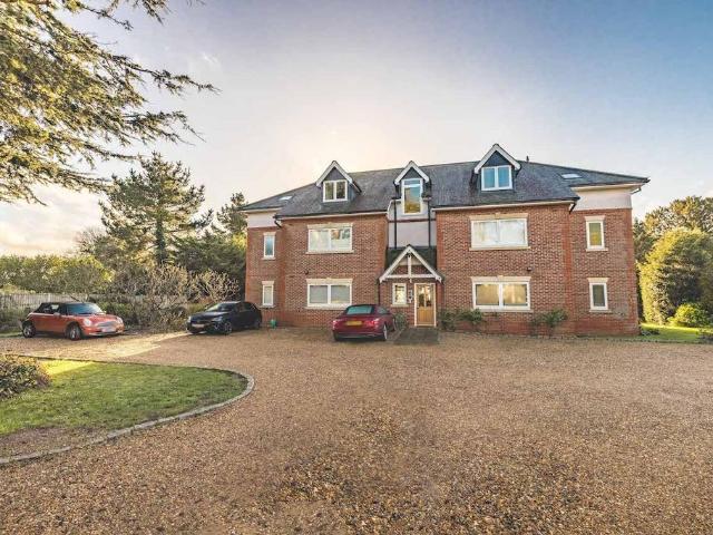 Flat for sale in Datchet, Isle Of Man