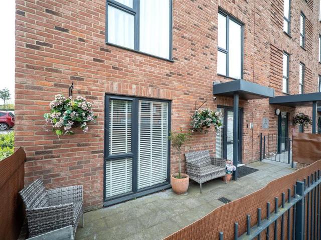 Flat for sale in Holywell Estate, North Watford