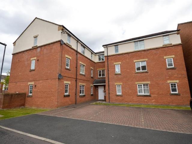 Flat for sale in Tyne And Wear