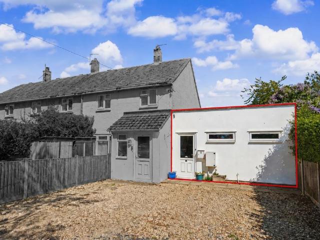 Flat for sale in Eynsham, West Oxfordshire