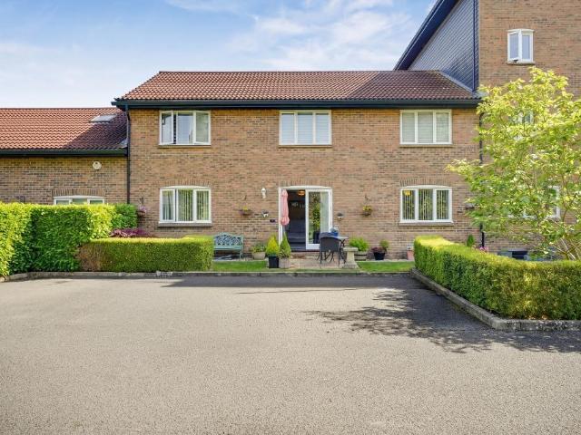 Flat for sale in Great Horwood, Little Horwood