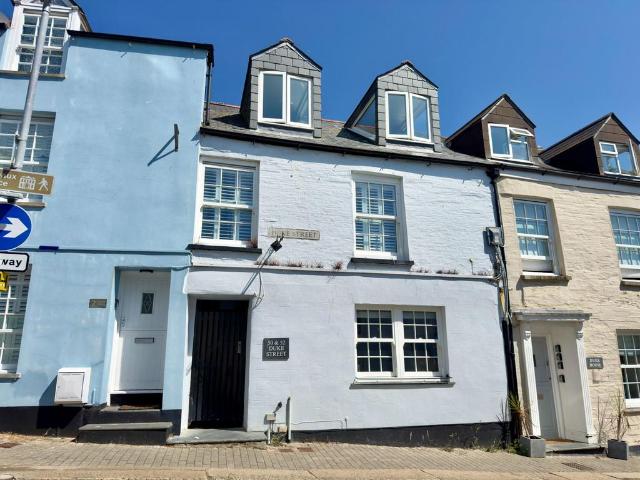 Flat for sale in Padstow, Cornwall
