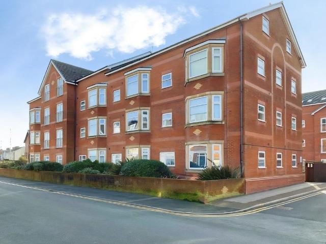 Flat for sale in Blackpool