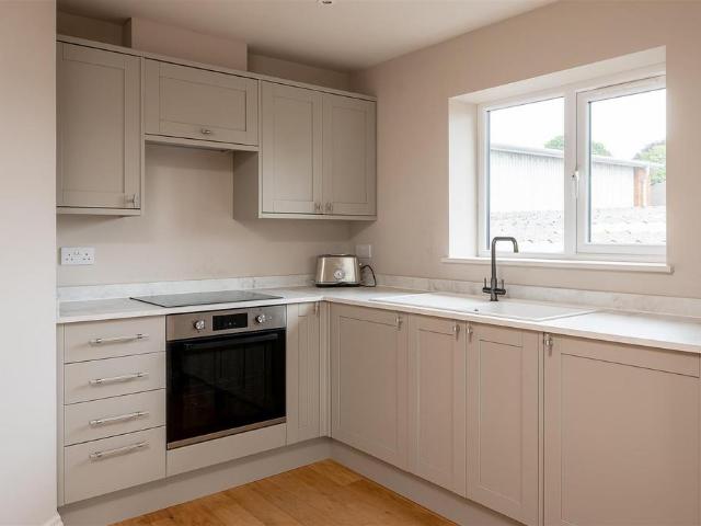 Flat for sale in Holgate, York