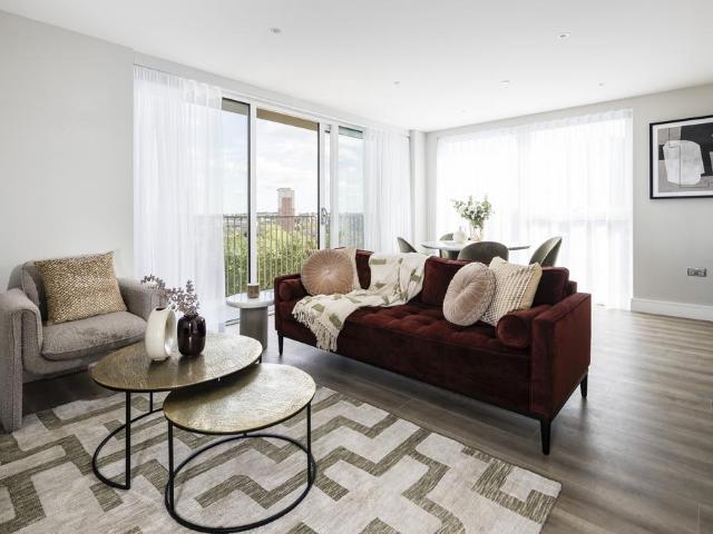 Flat for sale in London Borough of Lewisham, Greater London