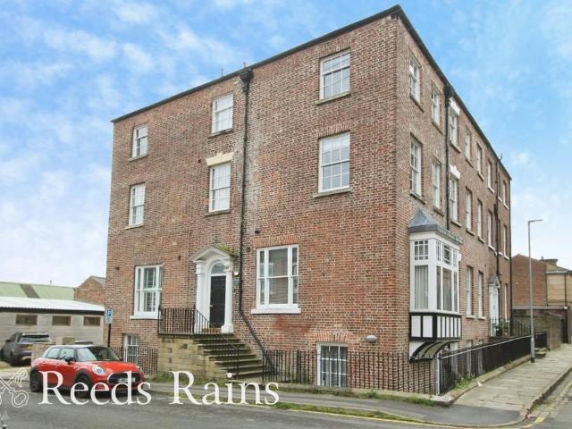 Flat for sale in Bollinbrook, Macclesfield