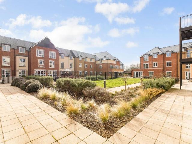 Flat for sale in Charlton, Dromore