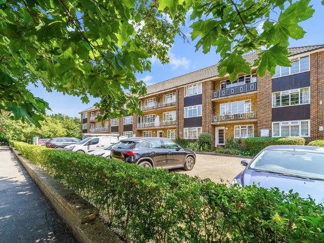 Flat for sale in Nork, Red Hill