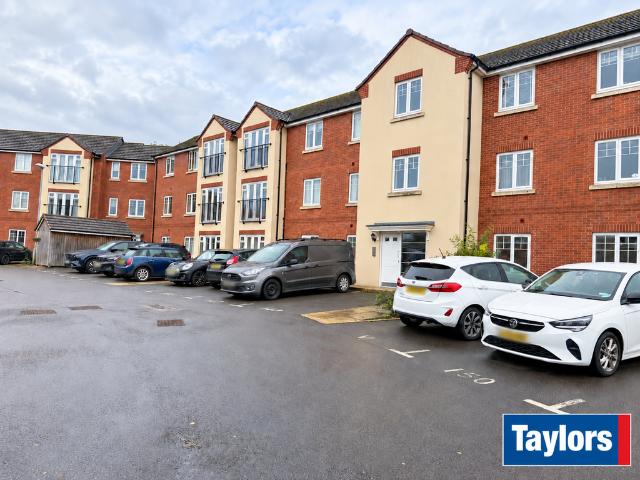 Flat for sale in Amblecote, Dudley