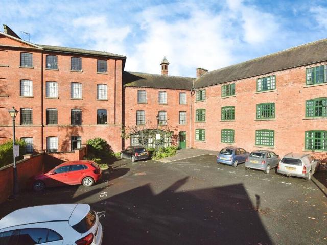 Flat for sale in Kingsley Moor, Staffordshire