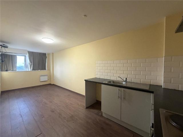 Flat for sale in Bootle, Sefton