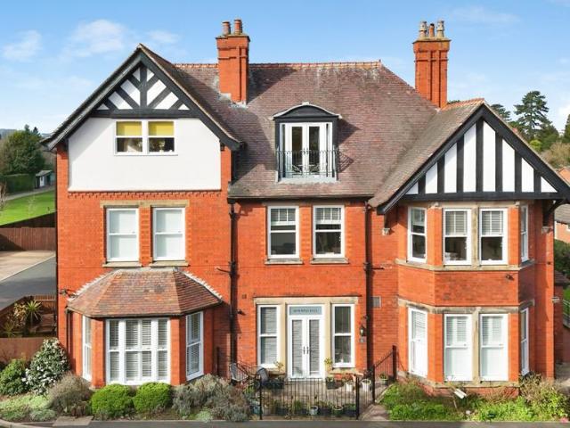 Flat for sale in Telford
