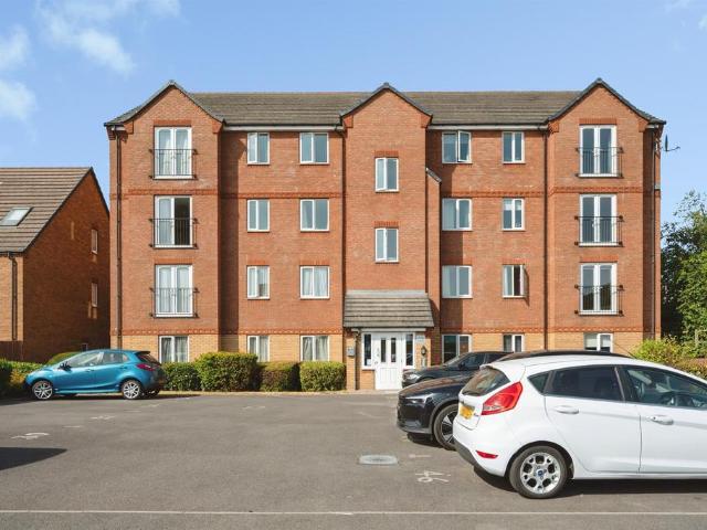 Flat for sale in Dixons Green, West Midlands