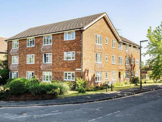 Flat for sale in Charlotteville, Westborough