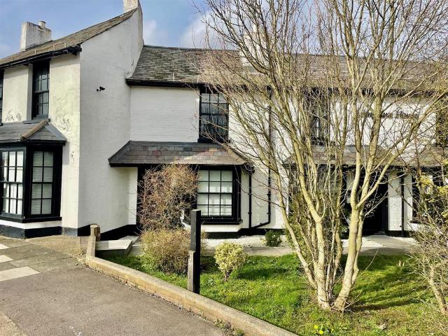 Flat for sale in South Mimms, Hertsmere