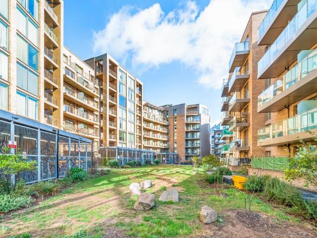 Flat for sale in London Borough of Hillingdon, Greater London