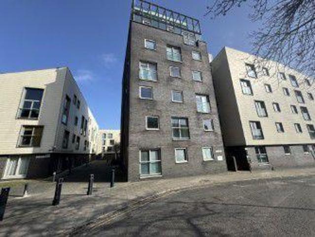 Flat for sale in East Bank, Norfolk