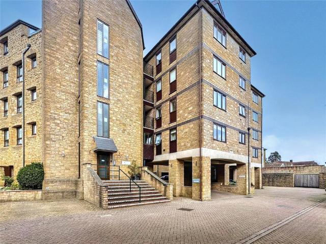 Flat for sale in Sherborne, East Dorset