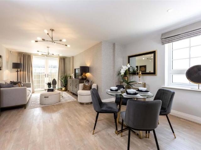 Flat for sale in High Barnet, Isle Of Man