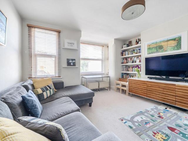 Flat for sale in Leytonstone, Isle Of Man