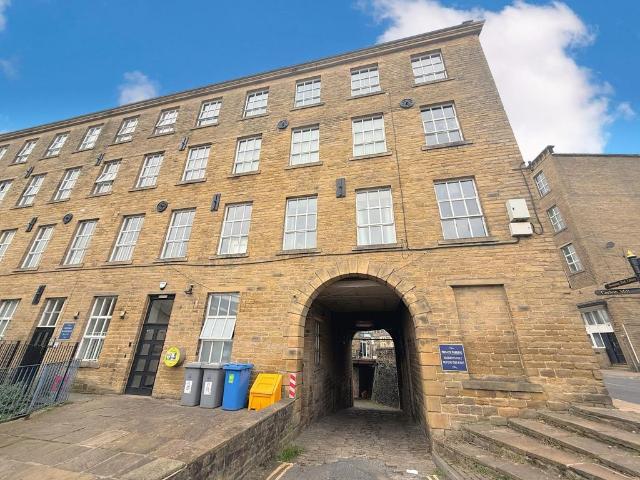 Flat for sale in Friendly, Sowerby Bridge