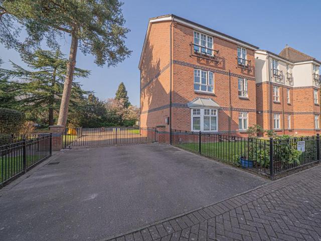 Flat for sale in Ulverley Green, West Midlands