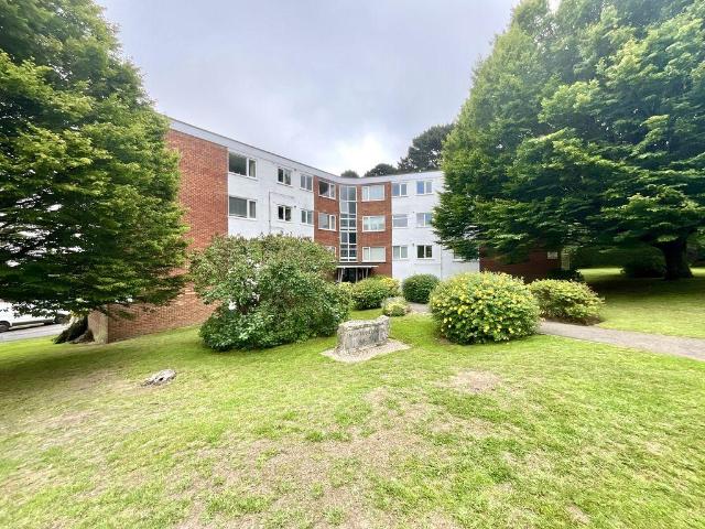 Flat for sale in Wick, Bournemouth