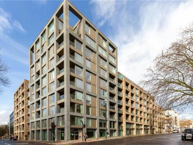 Flat for sale in Barnsbury, Greater London