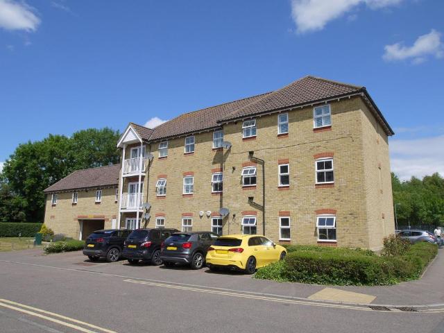 Flat for sale in The Butts, Kent
