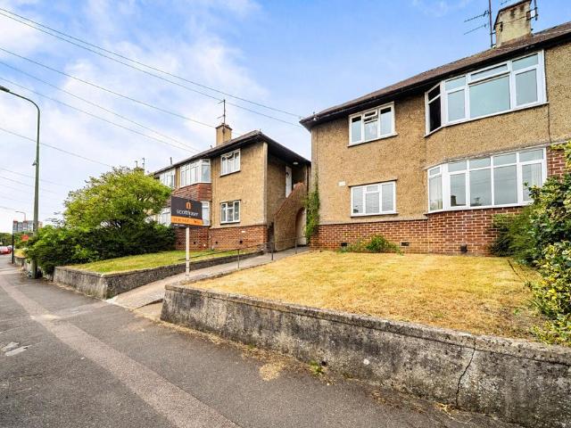 Flat for sale in New Marston, The Slade