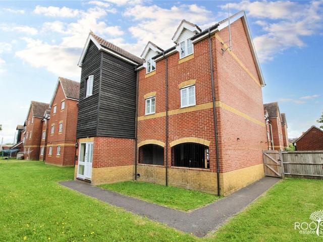 Flat for sale in Enborne, West Berkshire