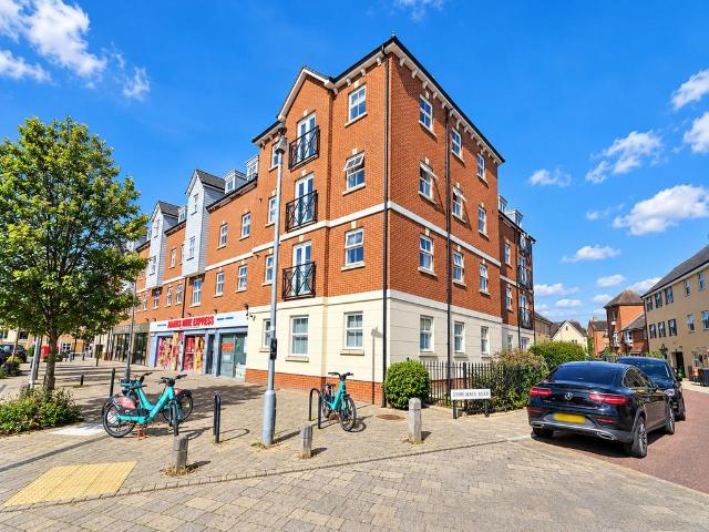 Flat for sale in Berechurch, Colchester