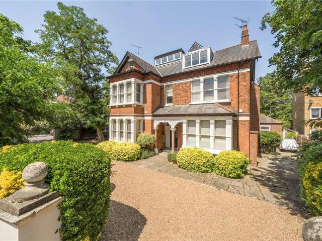 Flat for sale in East Greenwich, Greater London