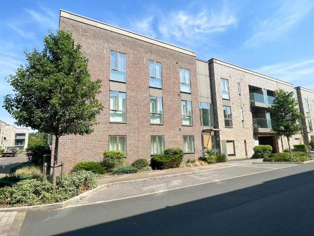 Flat for sale in Arbury, Cambridgeshire