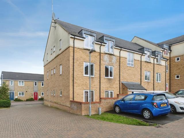 Flat for sale in Hinchingbrooke, Huntingdonshire